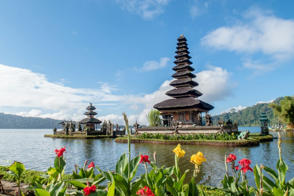 Temple d’Ulun Danu sur le lac Bratan, Bali